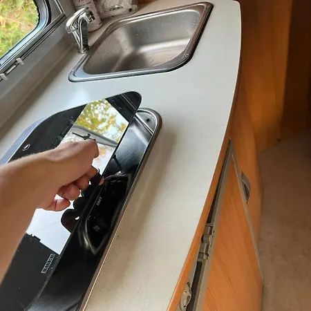 Camper Motorhome Albania Loreli *